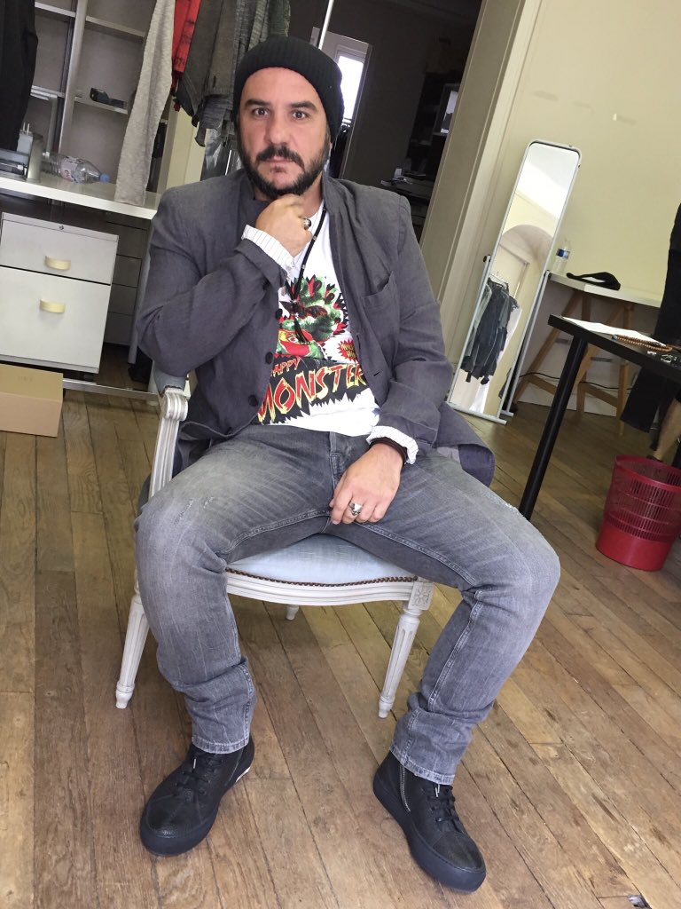 C’est la rentrée ;-) Nouveau look pour nouveau film #divorceclub