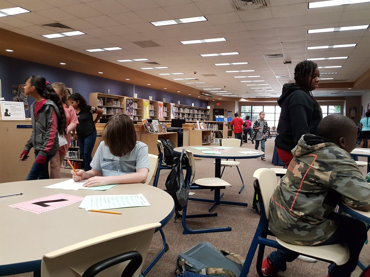 HeatherOverRead's tweet photo. @emsstampede sixth graders received their library orientation today. They were so eager to get up, explore their library, and borrow books! #middleschool #libraryday #lovemyjob #TCSLearns #TCSLibraries https://t.co/BtzdRPnKwV