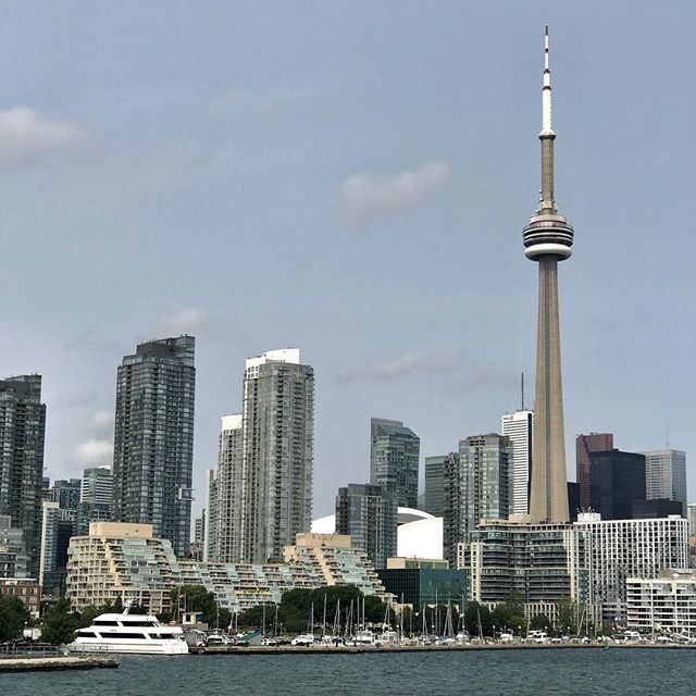 So long Toronto!
.
.
.
#cntower #toronto #ontario #canada #downtown #explorecanada #igerstoronto #travel #travelphotography #urban #canada_gram #canada_pic ift.tt/2PqnM7p