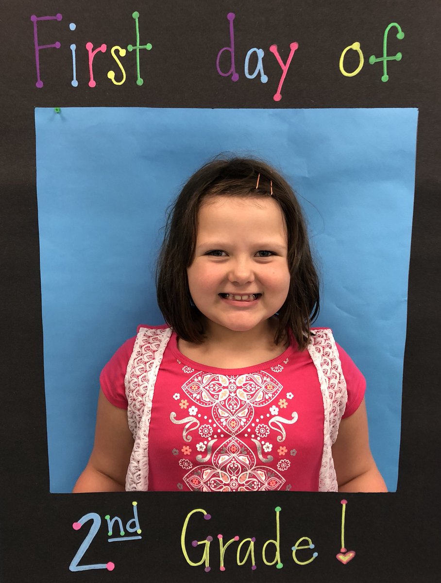 bailey_hodges44's tweet photo. 2nd graders having an awesome #bethelfirstday ❤️ https://t.co/WhZudRDI4E