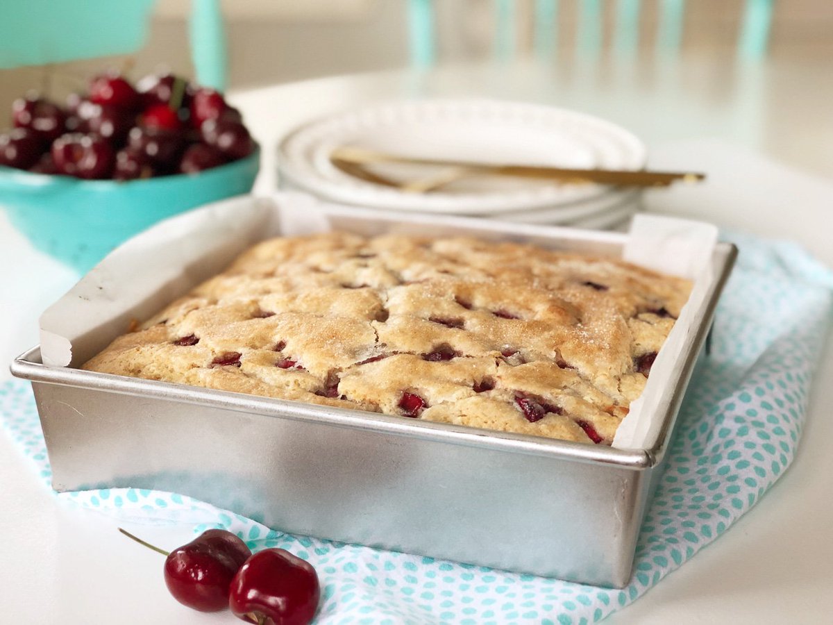 aprettylife's tweet photo. Have cherries?  You need to make this Cherry Buttermilk Breakfast Cake! Delicious vanilla cake with fresh BC Cherries...it's SO good! [Sponsored]

Get the recipe 👉🍒
https://t.co/M8F5NRmDGJ
#LookforourLeaf #OkanaganGrown #BCTFCherries https://t.co/FD1rYTz9n9