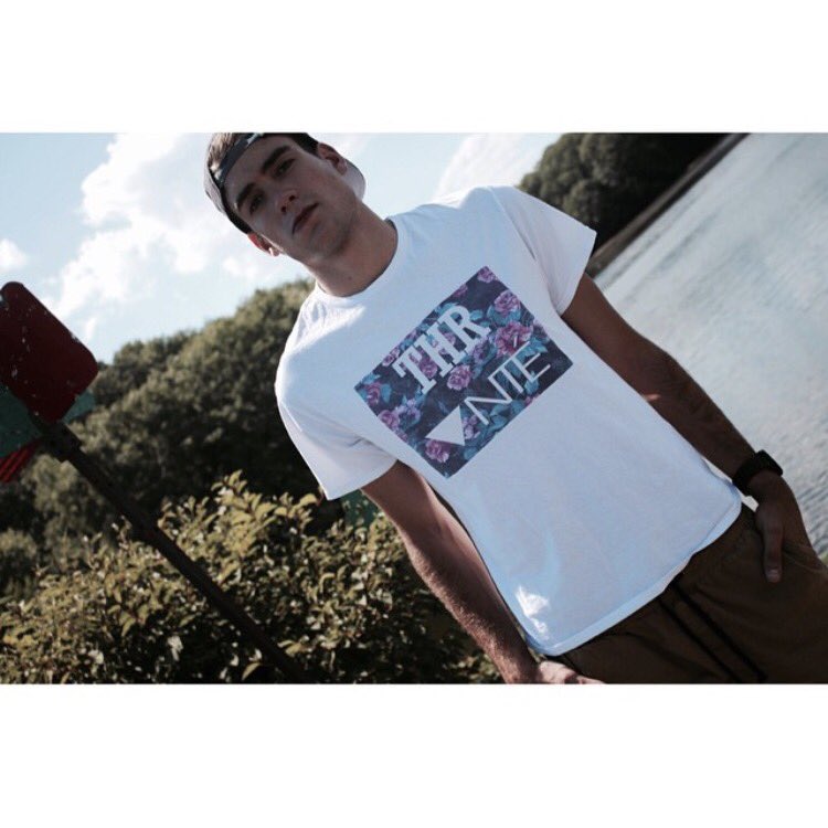 VonteLondon's tweet photo. Always supported my brand and my music. Nothing but a kind soul to everyone around you. Even though you struggled with your own dark place, you always tried to see the light in things and other people. Gone way too soon. Rest in Paradise vro. 💔 @TylerQuidgeon https://t.co/o6wWngwmWF