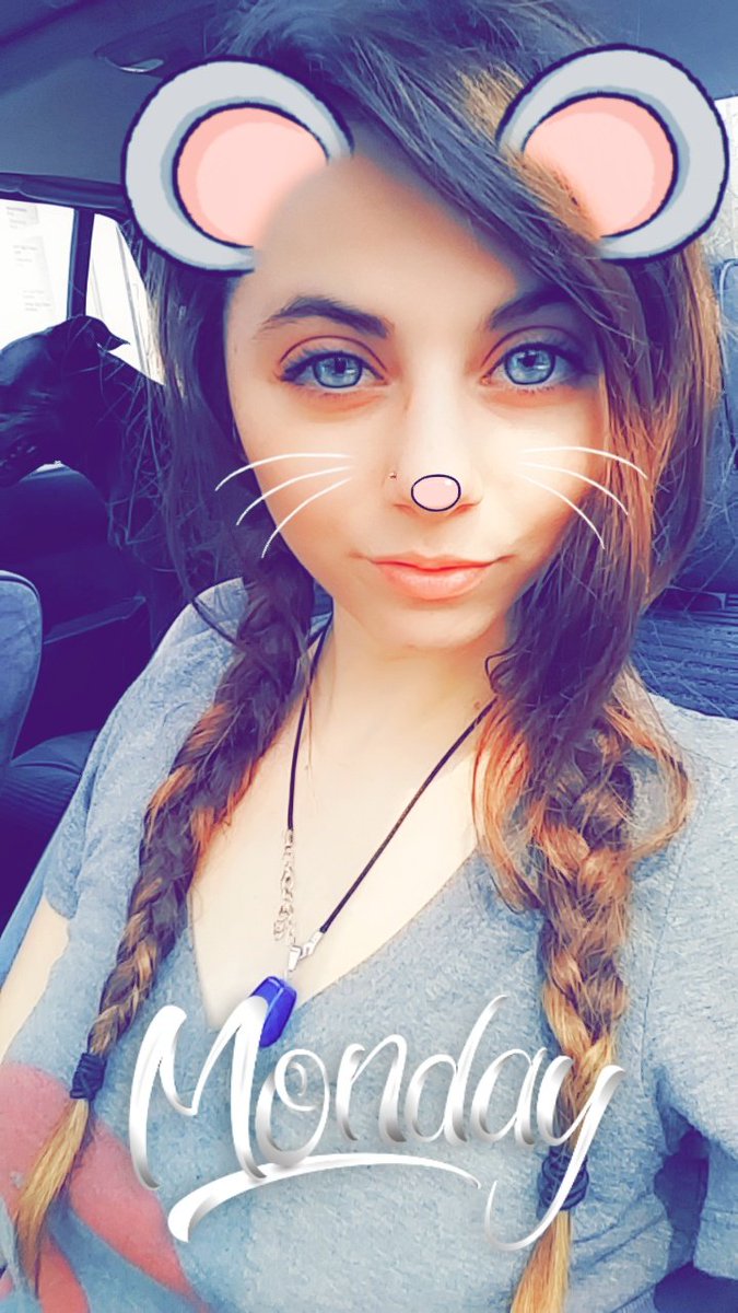 SaviSunflower's tweet photo. Feeling naturally mousy today. https://t.co/71PmHNqgdp