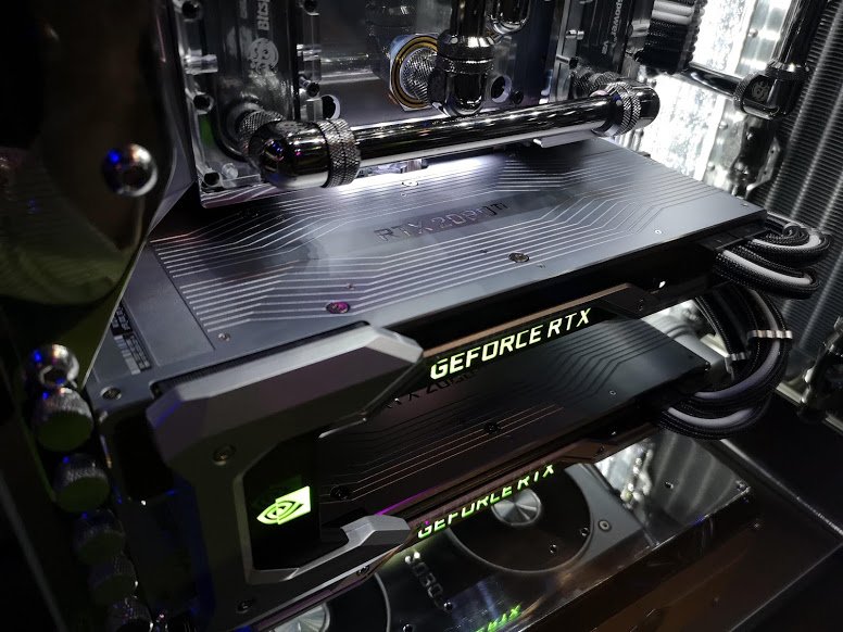 arabhardware's tweet image. خلال تجولنا رأينا الكثير من الكيسات ببطاقة RTX 2080 Ti واحدة, فإن كنت تعتقد أنها لا تكفيك🙄؟ لا مشكلة لنجعلها بطاقتين RTX 2080 Ti SLI 😯😯😯

#BeForTheGame
#NVIDIAMiddleEast
@NVIDIAGeForceME