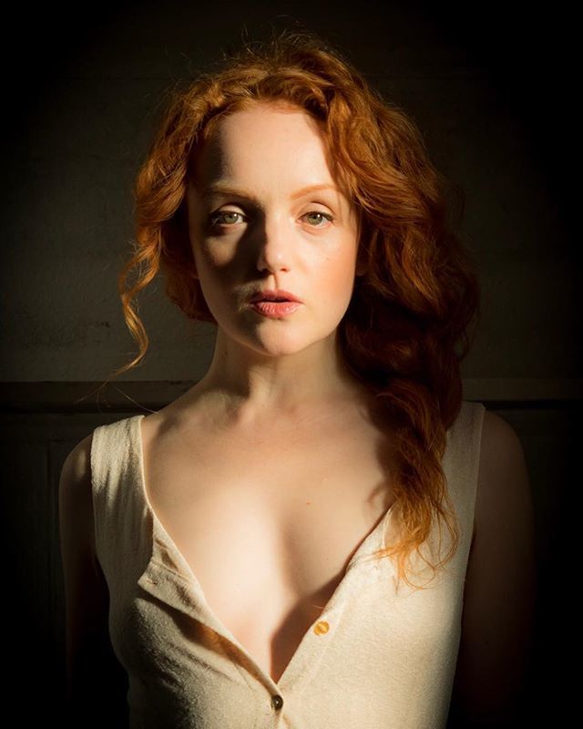 IvoryFlameModel's tweet photo. 📷 @mrwilsonsphotography
Taken at @mapstudio2
. . .
#portrait #thisisme #portraitphotography #mapstudio #redhair #redhead #redheadmodel #ivoryflame https://t.co/ttwu5qx47G https://t.co/zgZTak0C3L