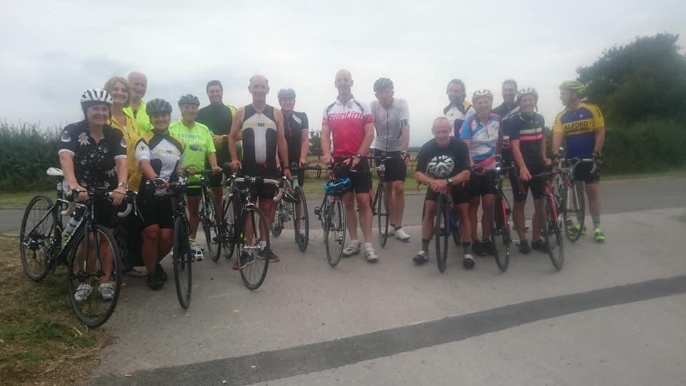 LouthTriClub's tweet photo. Brilliant turnout for the second Louth Tri TT event today, thanks to the marshall’s and timekeepers. New course record by @richardconway 25:30:18 💪🏻
Two more TT’s planned for September, route and date TBC https://t.co/mh2DrJrxVP