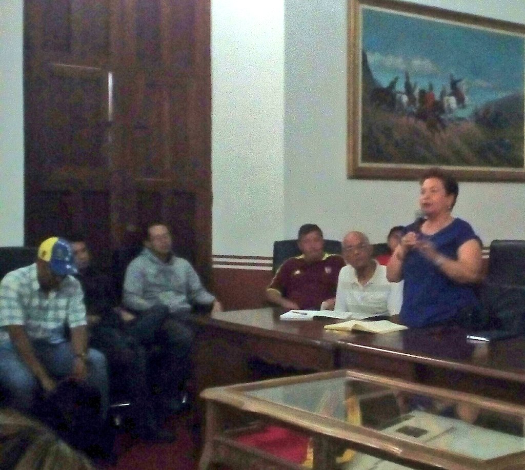 Participacion activa <a href="/CLAP_SJBSC/">GMAS_SJBSC</a> <a href="/EquiPolSJB_SC/">Equipo politico San Cristobal</a> Taller sobre reconversion monetaria y anclaje de la moneda #EquilibrioEconómico #ReconversiónMonetaria  formacion con el fin de fortalecer conocimientos en defensa de nuestro proceso revolucionario <a href="/NicolasMaduro/">Nicolás Maduro</a> <a href="/FreddyBernal/">Freddy Bernal</a>