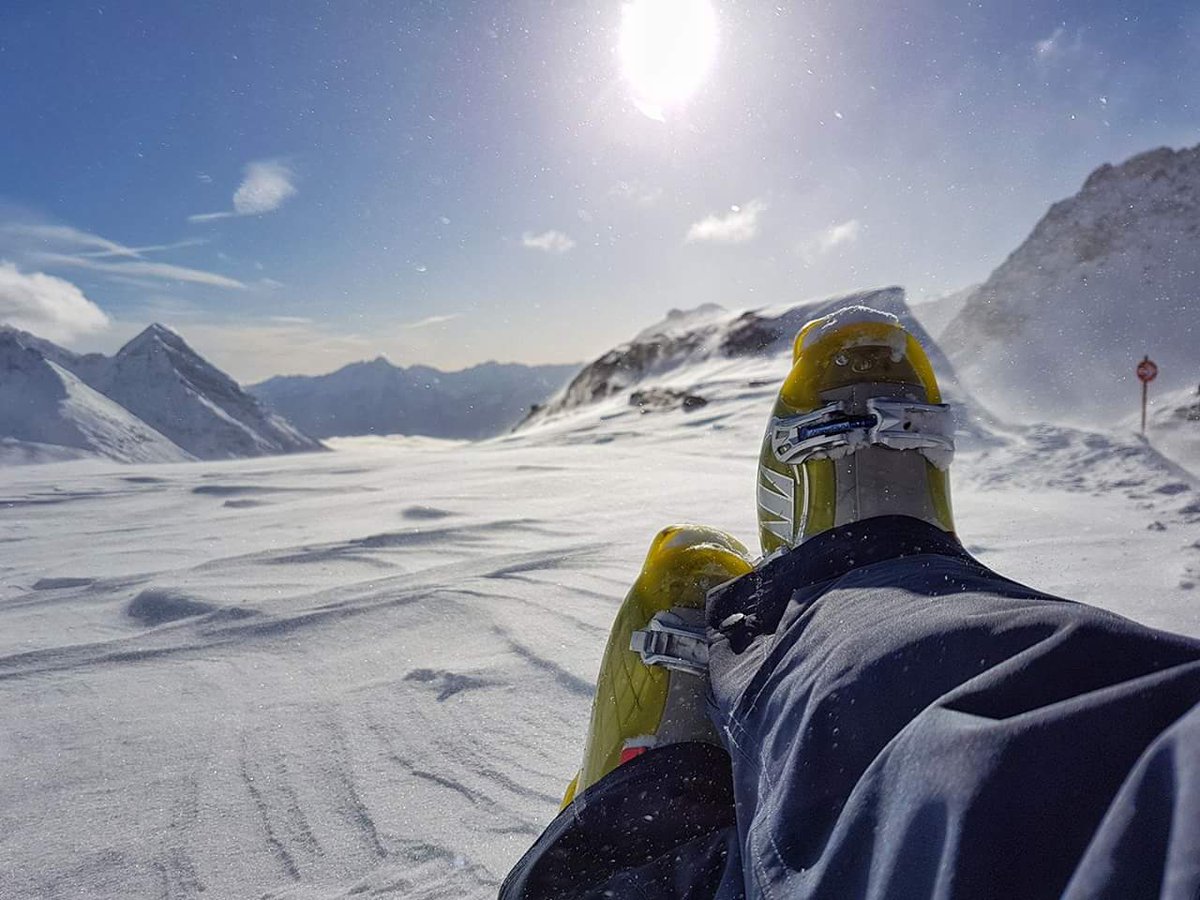 TourTheSki's tweet photo. Myślicie już o zmianie obuwia? My powoli zaczynamy 😃 #waitingforwinter #tourtheski #austria #tecnica #karyntia #visitcarinthia #visitaustria #feelaustria #snow #narty #ski #skiing #happy #zimatużtuż #śnieg #zima #loves_austria #discoveraustria #moelltalergletscher https://t.co/kD8IdVkKkf