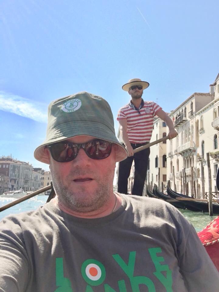 Peter_G1967's tweet photo. #CandyOnTour in Italy. https://t.co/f8t0uyzM6J