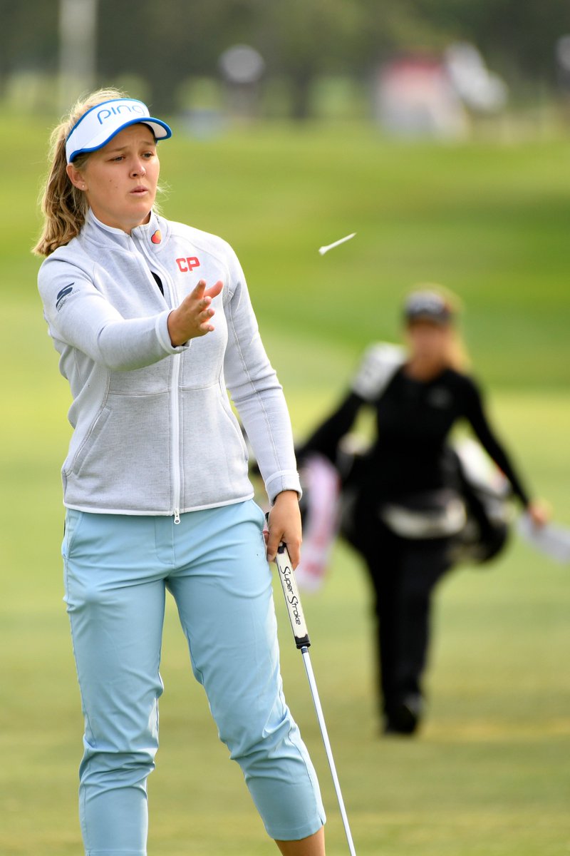 cpkcwomensopen's tweet photo. .@BrookeHenderson getting her first look @The_Wascana today ⛳️👀👀 https://t.co/39iJtlTaZp