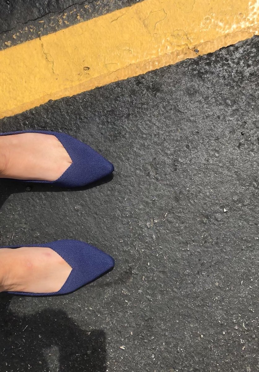 DanielleStraus1's tweet photo. Most comfy shoes ever!! https://t.co/KSQd03V4Wd Use my link for $20 off your 1st pair. #rothys #rothysflats #rothys20off #cobalt #rothyscoupon #rothyscouponcode https://t.co/JM8voO8buP https://t.co/acCx8KYGkN