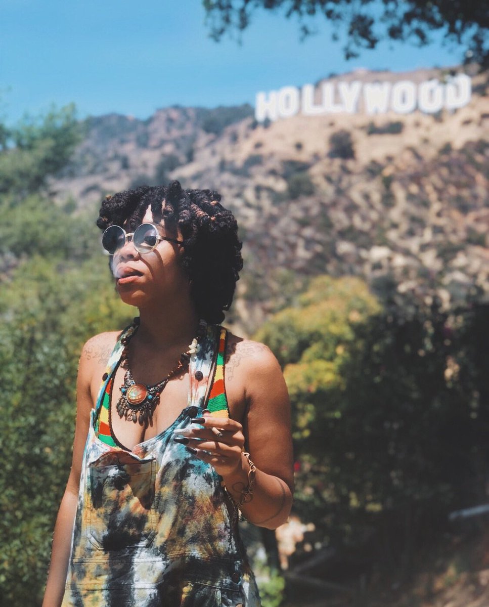 ReggaeKingShop's tweet photo. Welcome to Hollyweed with @iloveyoufun in our #rasta #knitted bralette. Shop look +more https://t.co/eeGznMG3cI https://t.co/I7uIgzK0yM