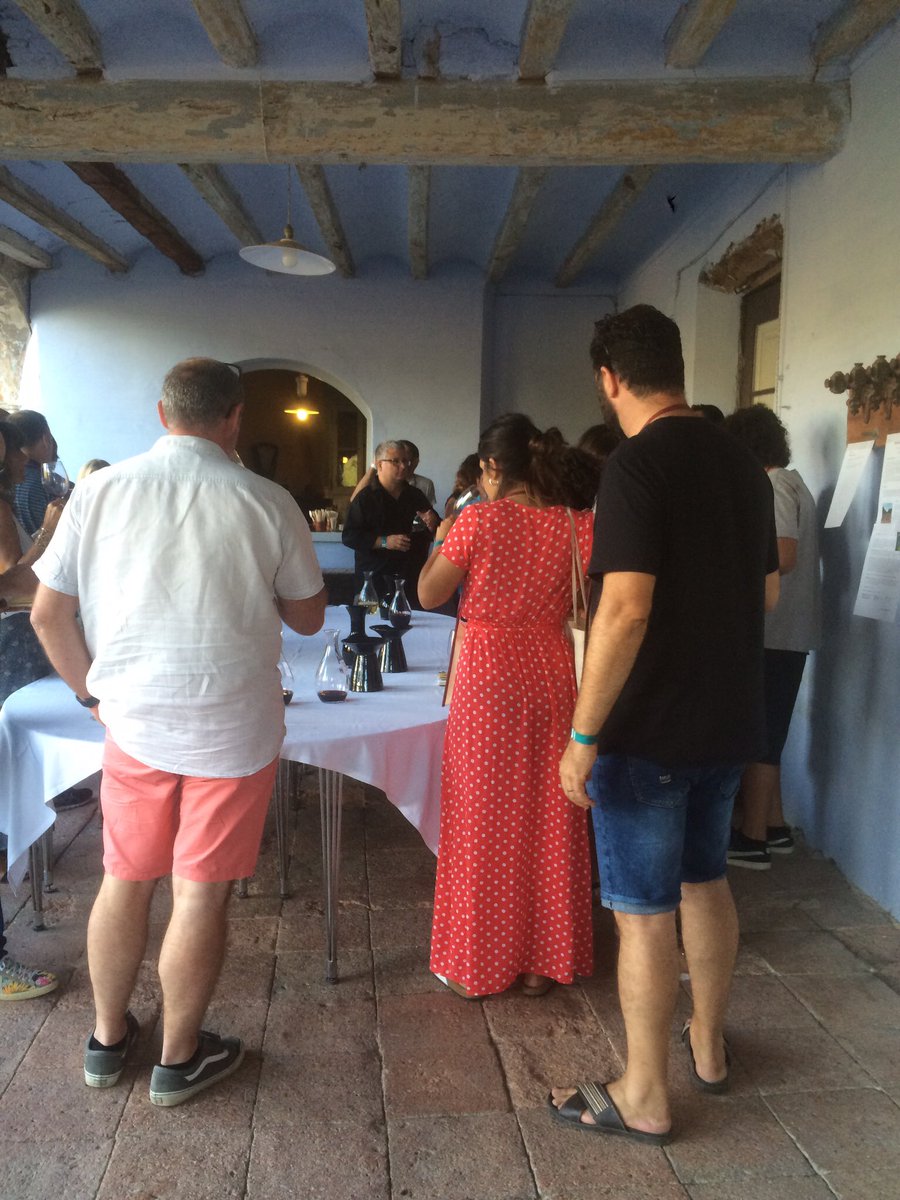 CBarbaraFores's tweet photo. De la fantàstica @nitdevins a #torroja @doqpriorat #calcompte les llums d’una nit màgica captades per @rtroyano @EvaVicens
[ El Templari 2016 va ser un dels protagonistes del #tastprofessional de cal compte @doterraalta ] gràcies equip organitzador 🍷 https://t.co/sTa28oZdik