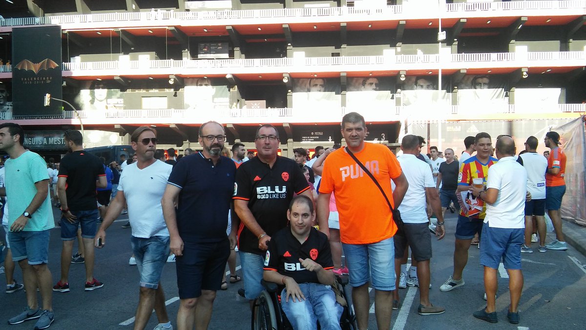 elchestano's tweet photo. @valenciacf Tornem a Mestalla #VCFCentenario #valenciacf https://t.co/1Epduz2m2K