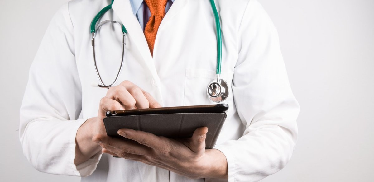 BillMew's tweet photo. The #NHS needs to accelerate its move to the #Cloud without neglecting #Data #Sovereignty. @billmew on @Corsham_Inst @ComRes research highlighting patients’ concerns about storing data abroad or with foreign service providers @UKCloudHealth @DigiLeaders https://t.co/D6NHdaBpml https://t.co/yguaxTR1Tw