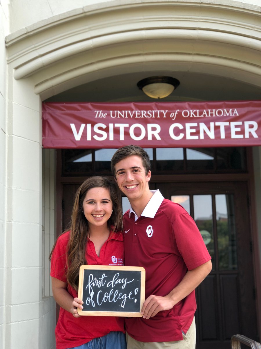 go2ou's tweet photo. Check out these darling OU tour guides &amp; their siblings on their first day of class! Did you take a #firstdayofschool picture today? https://t.co/rNCpDiB9hO