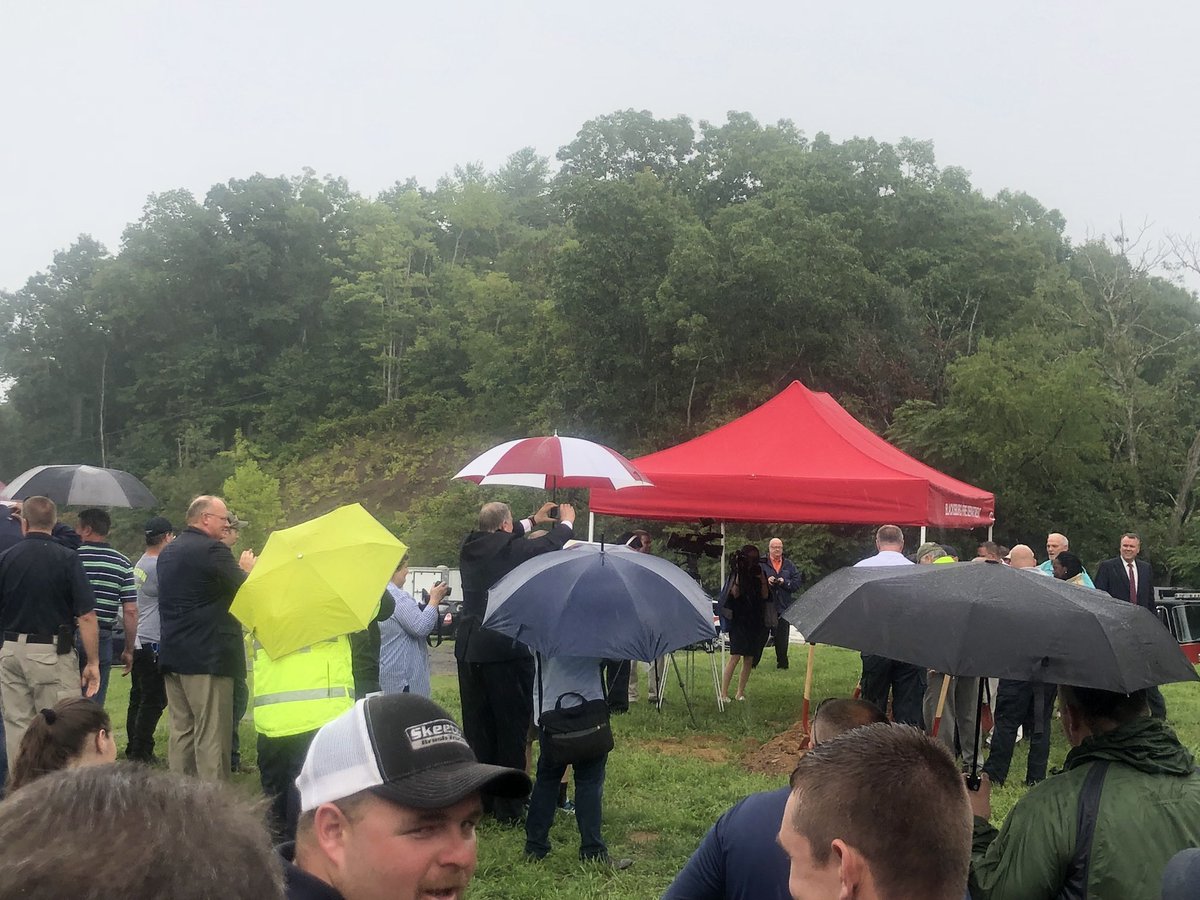 BburgVolRescue's tweet image. A wet but exciting groundbreaking ceremony for the new fire training #burnbuilding in @montgomeryva almost a decade in the making ☔️⛈