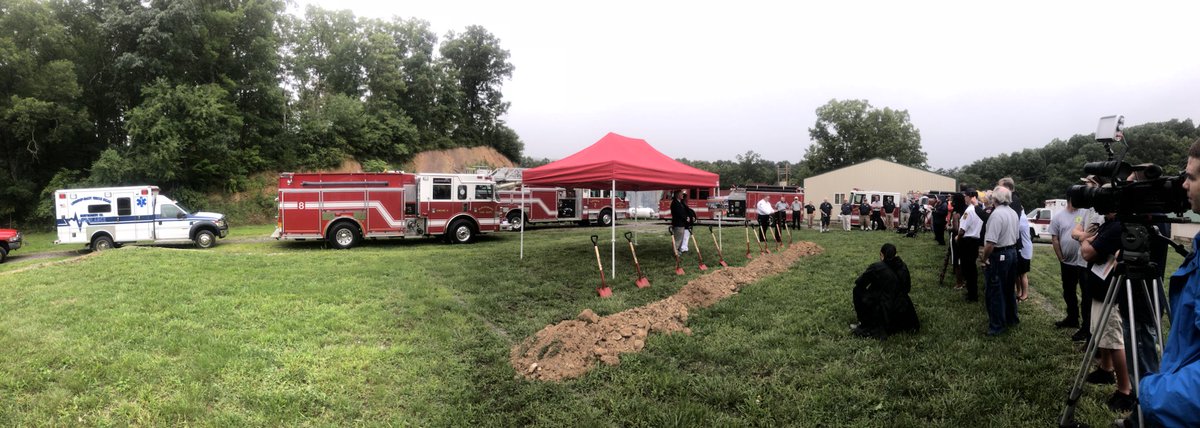 BburgVolRescue's tweet image. A wet but exciting groundbreaking ceremony for the new fire training #burnbuilding in @montgomeryva almost a decade in the making ☔️⛈