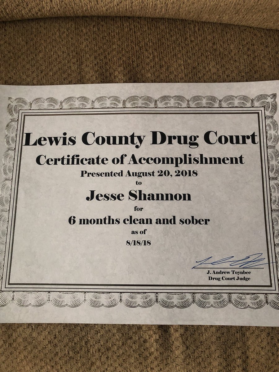 shannon_jesse's tweet photo. Got presented with this in court today.
#hugeaccomplishment #onlymovingforward #achievingmygoals https://t.co/DYJcen17GA