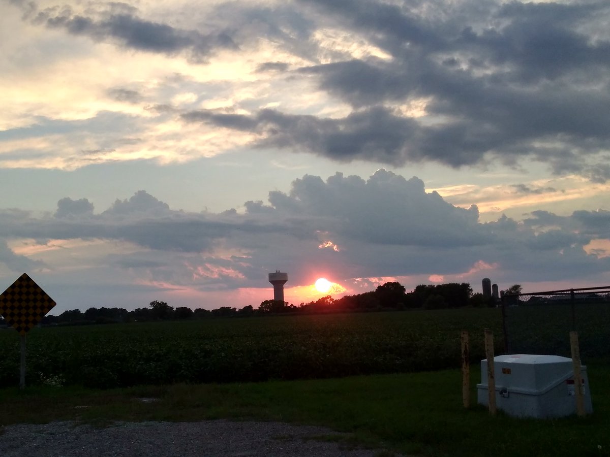 bikingcommunity's tweet image. What I love most about Wallaceburg is the beautiful scenery you see especially when your biking. #Project627