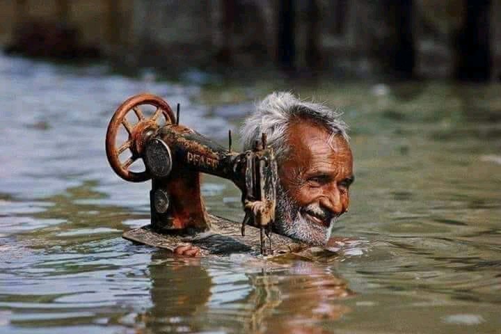 ashokism's tweet photo. फिर से धागा पिरो लूंगा
अब भी उम्मीद बाकी है !

जंग जारी है
बस जीत की तैयारी है
#floods @rjraunac @diggieraja https://t.co/gxwUS5RZpj