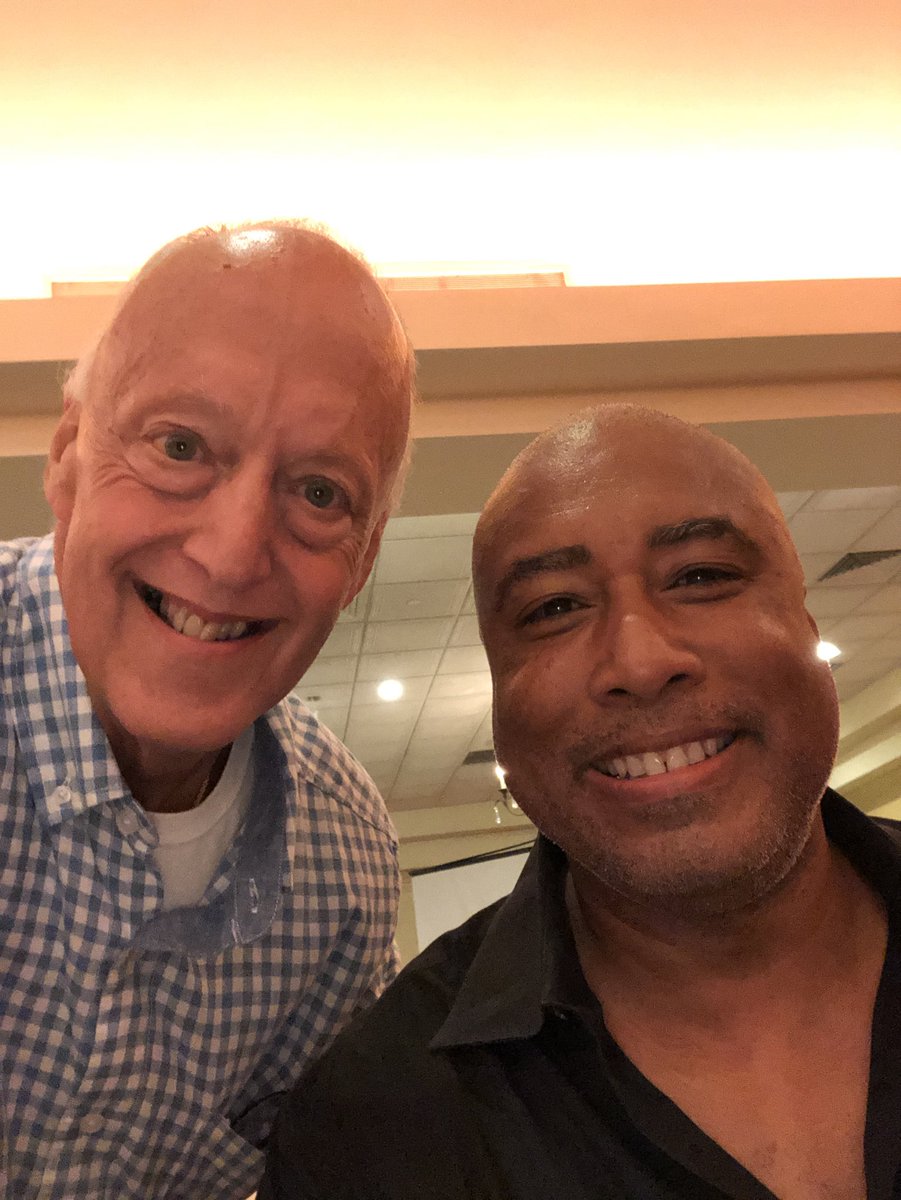 Firefinz8360's tweet photo. With @bw51official at the #EdLucas Charity dinner @Yankees https://t.co/J2lSVozgHS