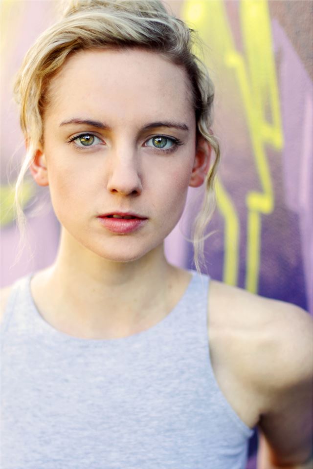 Happy birthday to the wonderfully talented and always lovely @ClementineM7 who played Bec in Seasons 2, 3 and 4 of Starting From Now. We hope you have a fantastic day!