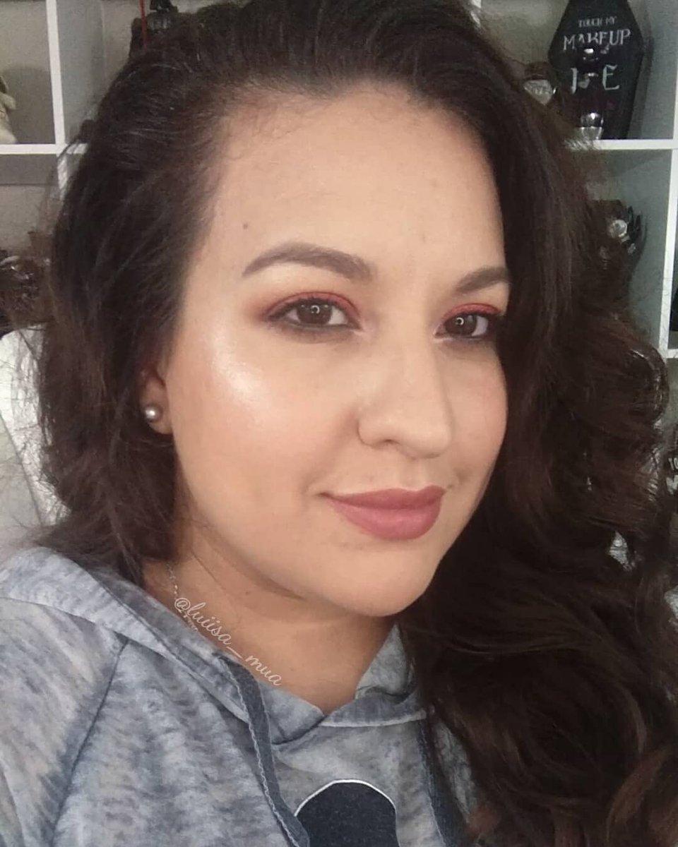 LuiisaMua's tweet photo. Playing with my @ipsy bag is always fun π
Products I got this month...
@ciatelondon highlighter π
@hikaricosmetics eyeshadow in fierce
@CrownBrush brush
@LARITZYBeauty lipstick in plum
@Aveneusa cleansing gel
#ipsy #ipsymail #subscriptionbox #beautyblogger #blogger https://t.co/DpiDdVLtQM