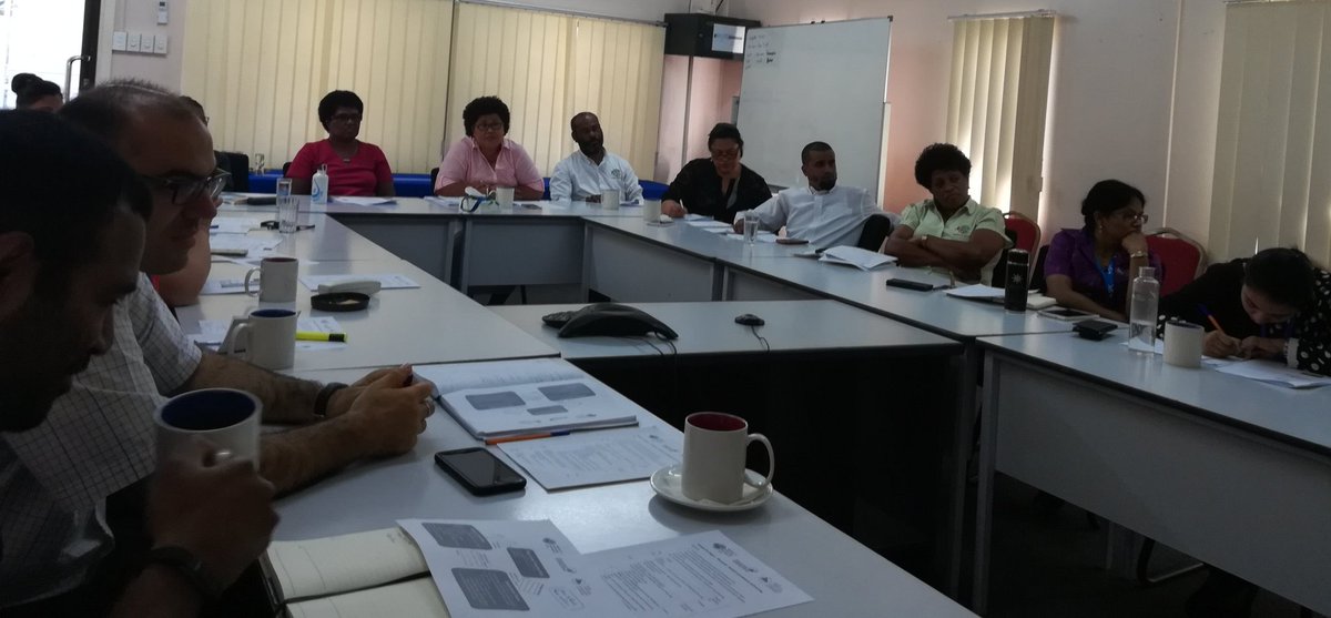 Tui_nina's tweet photo. PHONICS FIJI kicks off today with #Fiji Ministry of Education and @spc_cps 's #EducationalQuality &amp; Assessment Programme #EQAP groundwork for Trialing an innovative approach to improve literacy outcomes in early grades https://t.co/uZjBtvqyD2