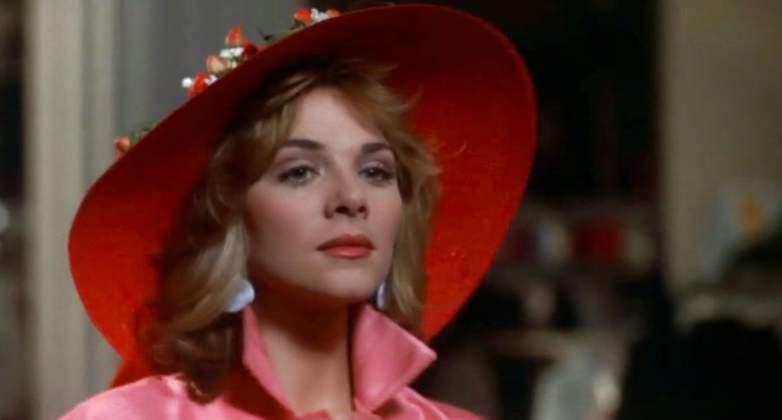 Happy birthday to forever bae Kim Cattrall! What s your fav role of hers? 
