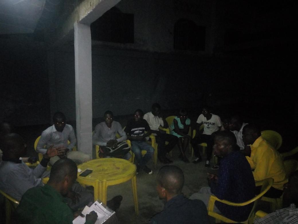 KiyambuPatrick's tweet photo. #RDC #Kinshasa #Kisenso le coordonateur national du @cjvrdc_  @A_Makuta22 en seance de reunion avec le comité des #jeunesvolontairesKinsenso  @Muyumba @Armandyav2 @KatengoMafo @TotoshMuya @Presidence_RDC @CalebNongo   #LesjeunesEnAvant 
#Biso
#preingeindou = #Planification https://t.co/BxZuniHWe8