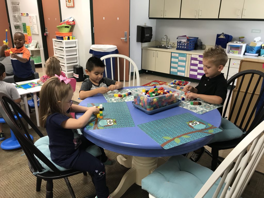 MrsKasey's tweet photo. We are mathematicians #heroesEngageInspireAchieve #HESHeroes #pantherpride #reynardsowls https://t.co/anxNY9AE1J