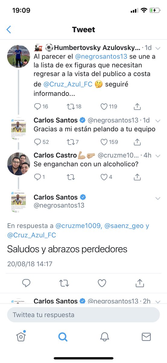 CruzAzul_1927's tweet photo. Banda no están hartos de la ofensas de @negrosantos13? Deberíamos de organizar un reporte masivo de todos sus tuits ofensivos con la banda azul para que aprenda a ser profesional! https://t.co/EZVIU8epDq