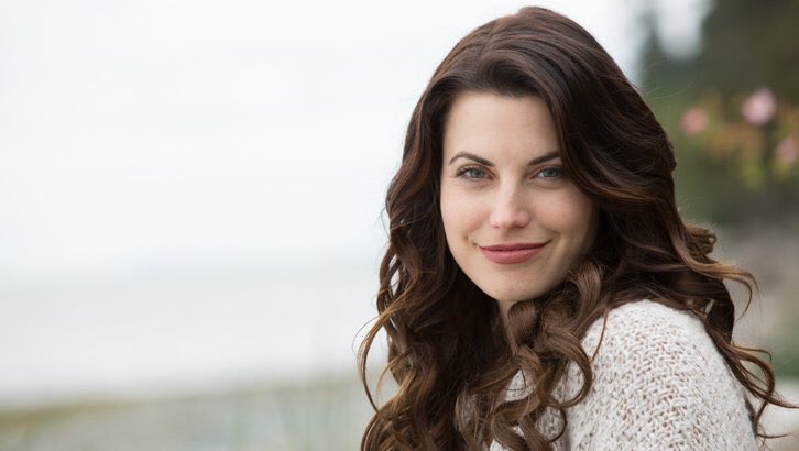 HAPPY BIRTHDAY MEGHAN ORY I LOVE YOU SO MUCH YOU UNDERRATED SOFT BABY       