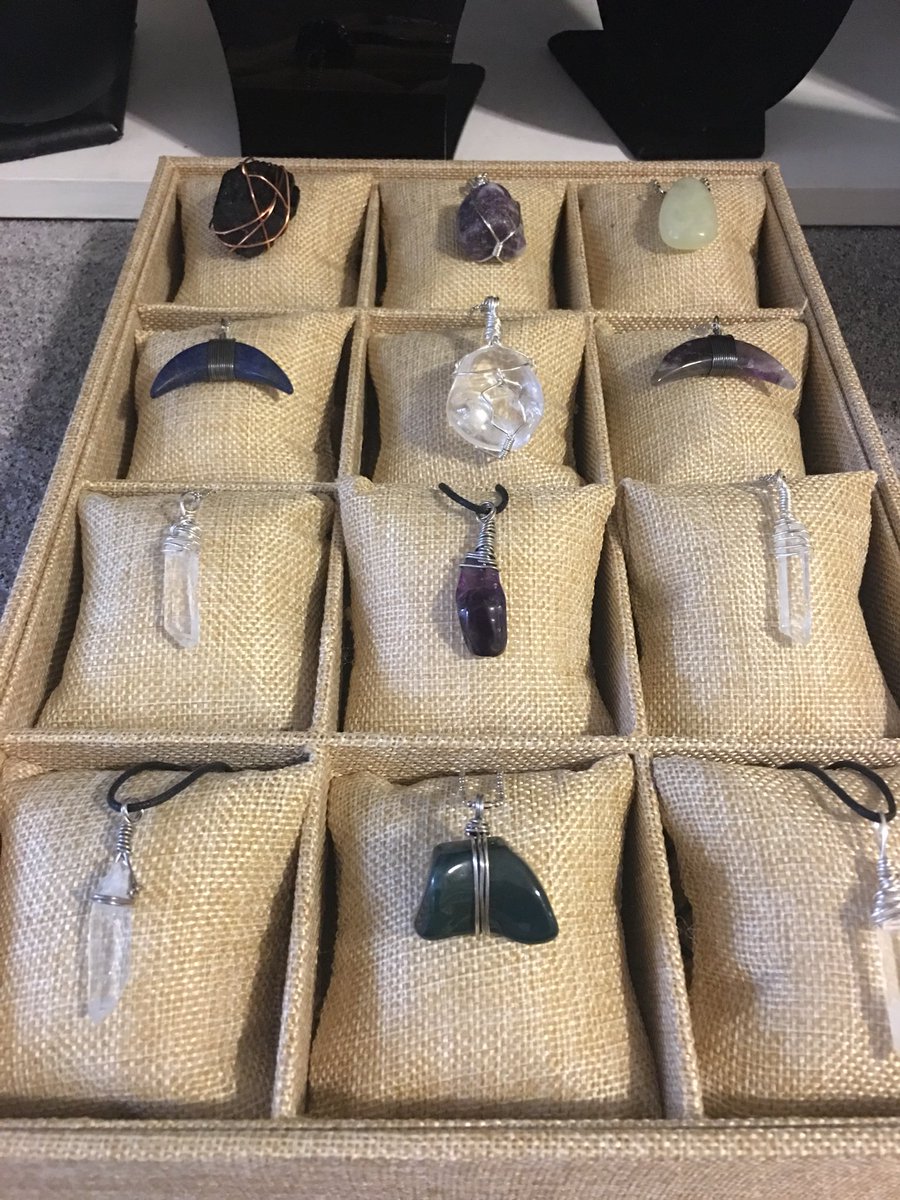 StoneAndShadow's tweet photo. It actually feels like progress! #stoneandshadow #handmade #gemstonejewelry is being set up!! #SmallBusiness #success #milestones https://t.co/QNg6jG0awC