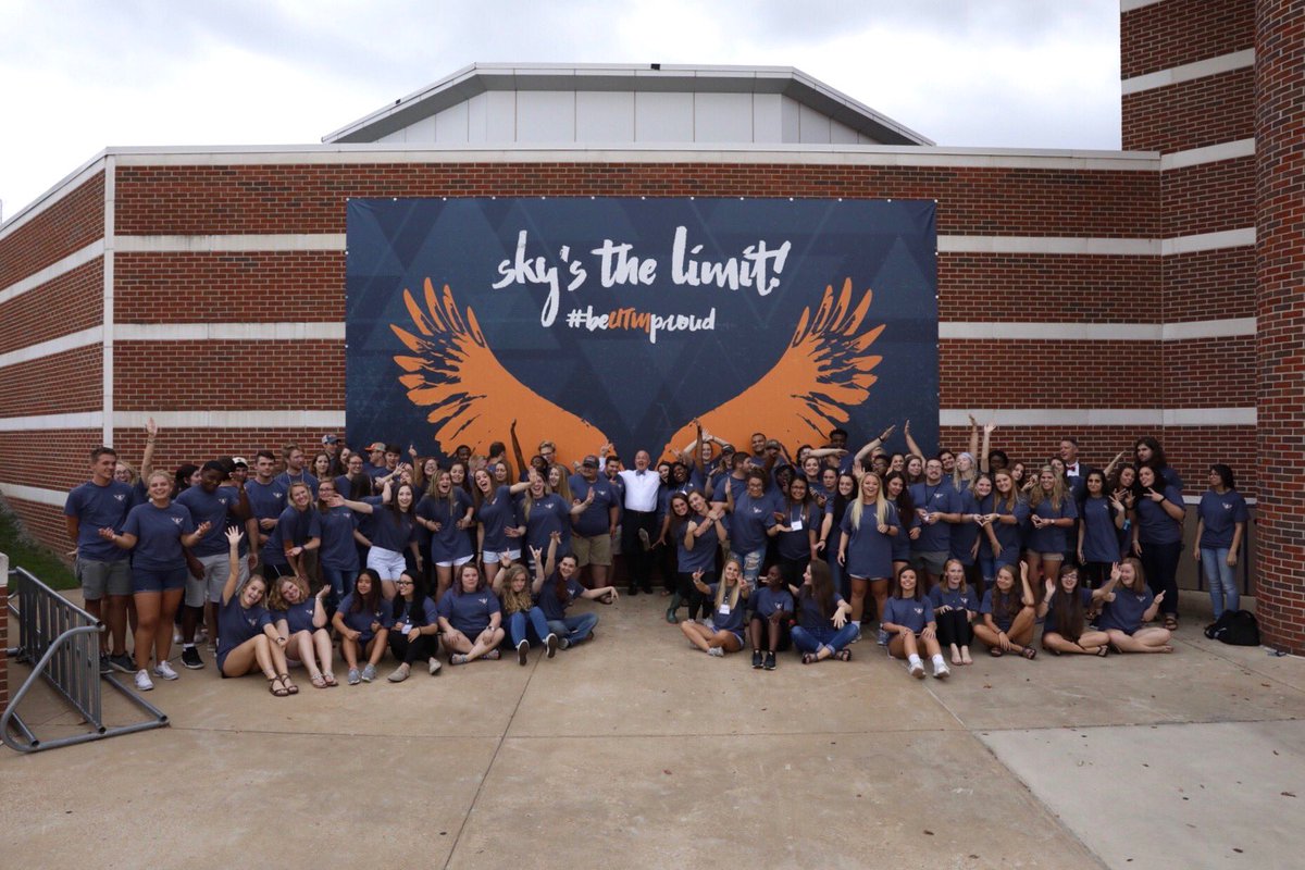 utmartin's tweet photo. It’s time to introduce our 2018 PEP LEADERS! #beutmproud #utm22 https://t.co/a6D4OrU7Ef