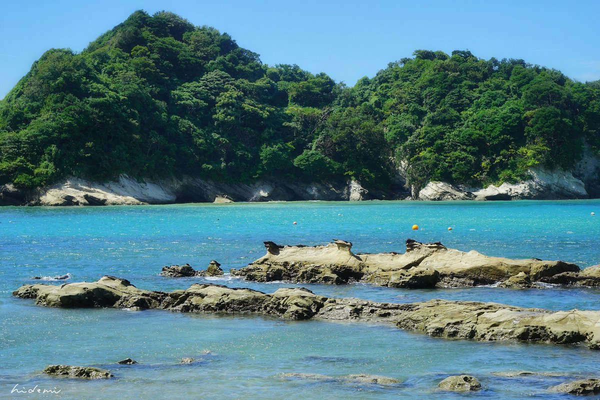 ひでみ 勝山ブルーの海 18 8 16 撮影 房総 千葉県 鋸南町 勝山港 青い海 綺麗な海 房総の絶景 房総でハワイ気分 Japancountryside Japan Boso Bluesea Beautifulsea Rockyshore Secretbeach Seaview Tuaquoiseblue T Co