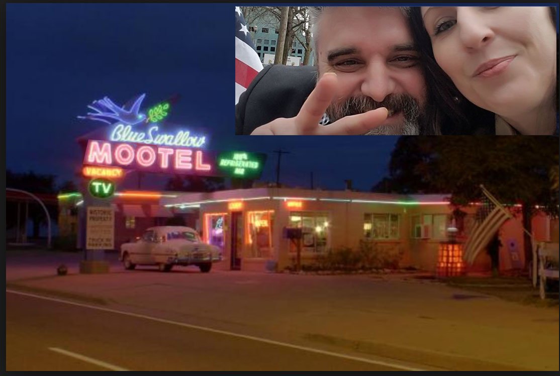 3Seimen's tweet photo. New vacancy at the Mootel?
#Oregonstandoff #Bundycult #seimISIS
Gavin Seim Is An Asshole™
@ryanbundygov @BundyRanch
cRyan Bundy is a Terrorist™ https://t.co/jAWBVjZSqh
