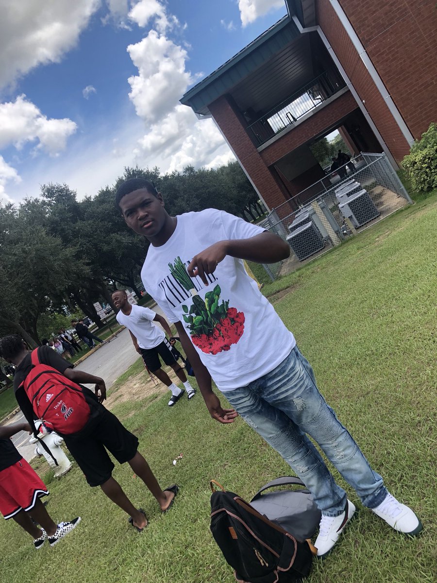 D1_riq's tweet photo. Drip severe💧 #riptheguyz👼🏾 https://t.co/dO6xcR1Oal