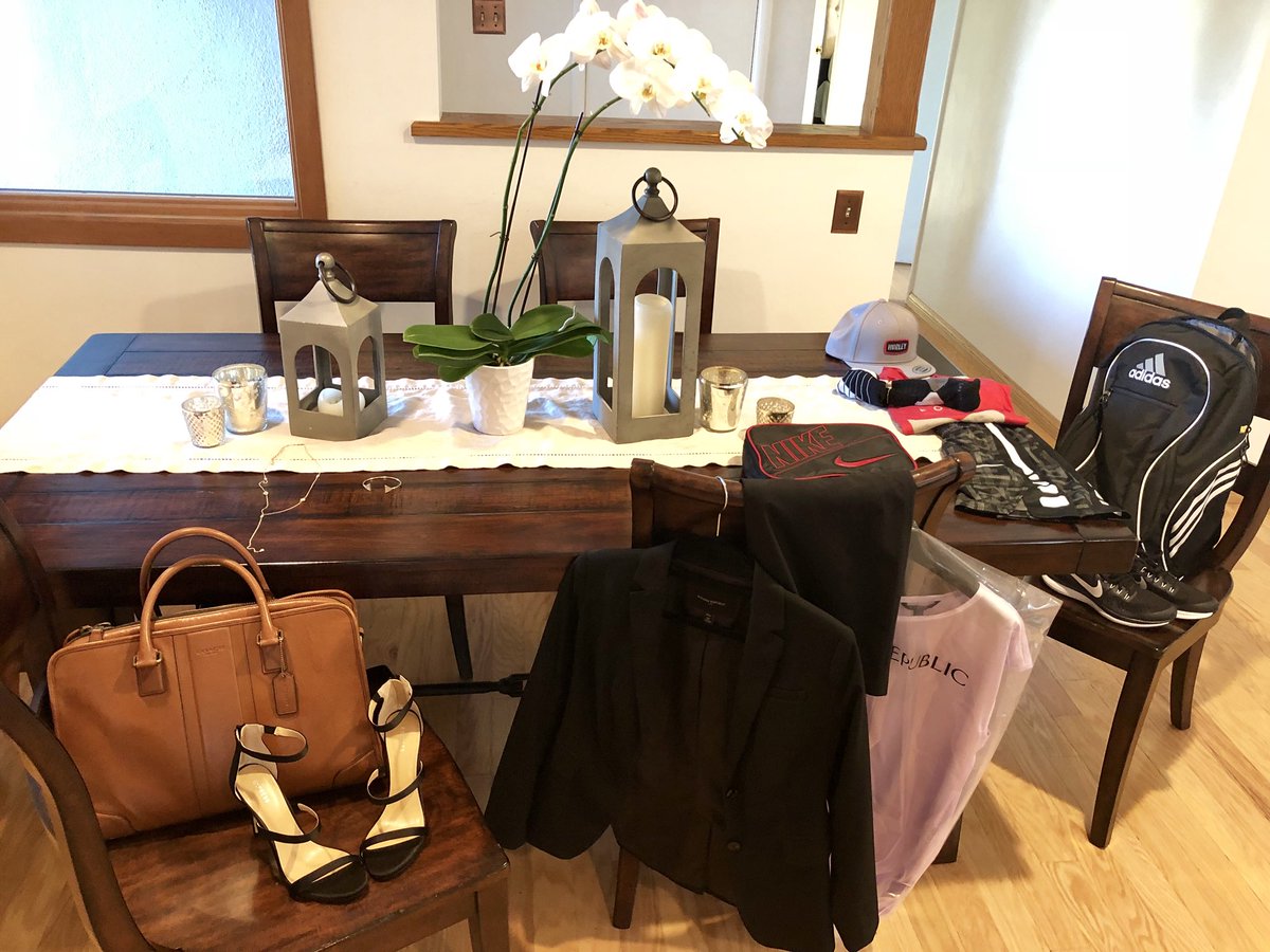 alzina_amy's tweet image. The night before school at the Alzina house.  We are beyond excited!!!!!  #ColdSpringSchool #GoDolphins