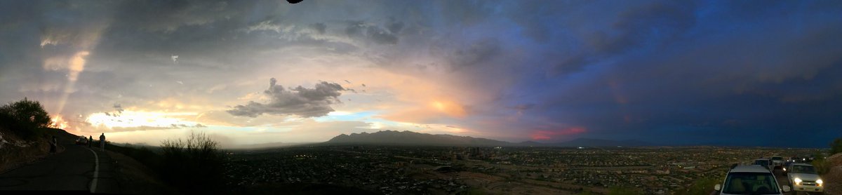 ronmedvescek's tweet photo. Incredible night for cloud watching from “A” Mountain. Cool breeze feels great. #tucson https://t.co/eI1UjfiIo0
