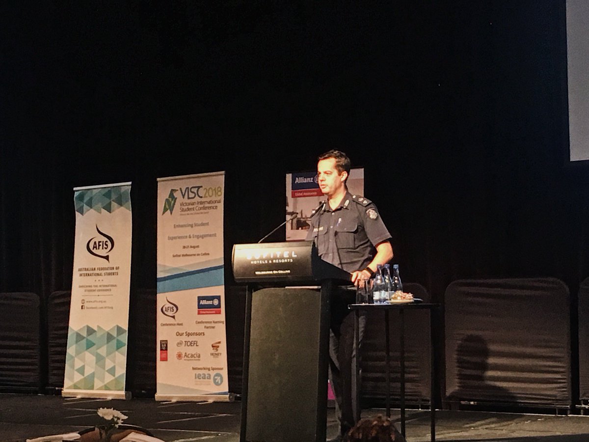 VISC2018's tweet image. Simon Stevens representing The Victorian Police surely has a fun and friendly approach to deliver the message of promoting personal safety and well-being of international students.
Thank you for your time, Simon!  

#Conferences #Internationalstudents #Victoria #police #Safety