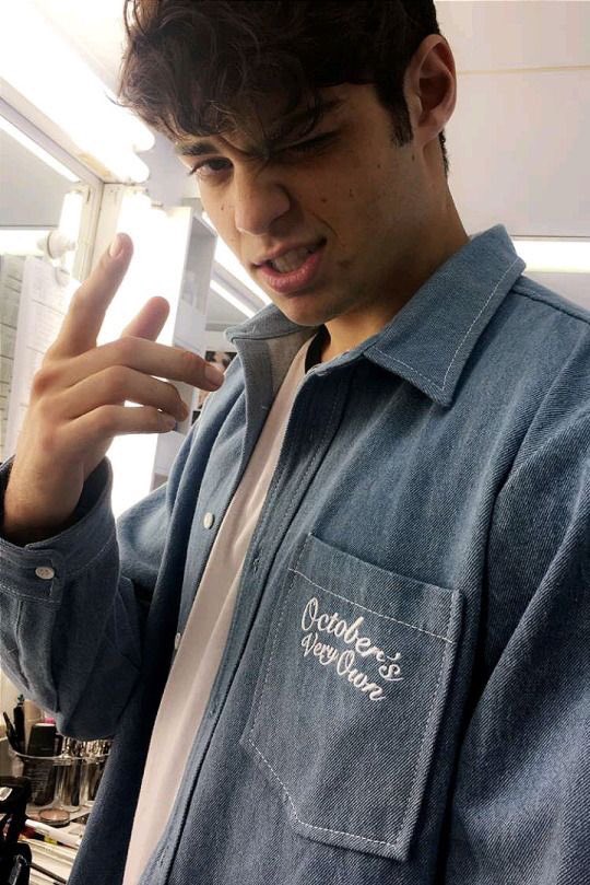 anakcab's tweet photo. hollywood baby... you’re the reason i have high standards that can almost never be reached.. https://t.co/7qKmHdUpqs