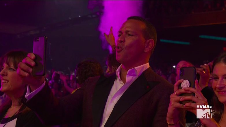 thefader's tweet photo. 🗣 GET YOU A MAN WHO SUPPORTS YOU LIKE A ROD SUPPORTS J LO 

#VMAs https://t.co/Ivk2A4Q5zj