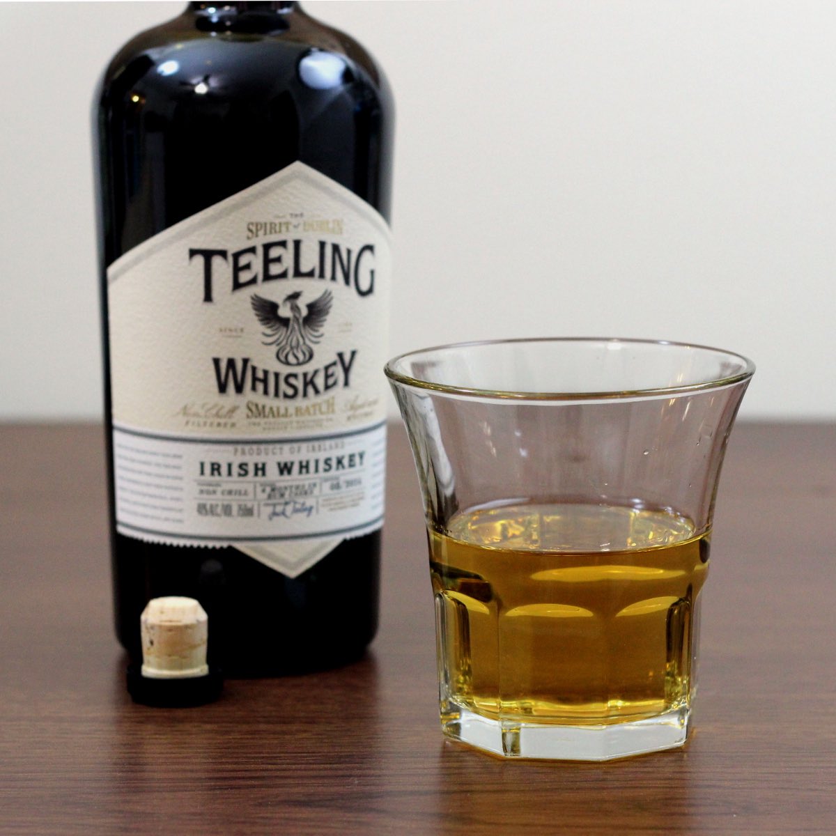 Teeling small batch. Виски teeling irish batch. small batch виски. тилинг айриш small batches.