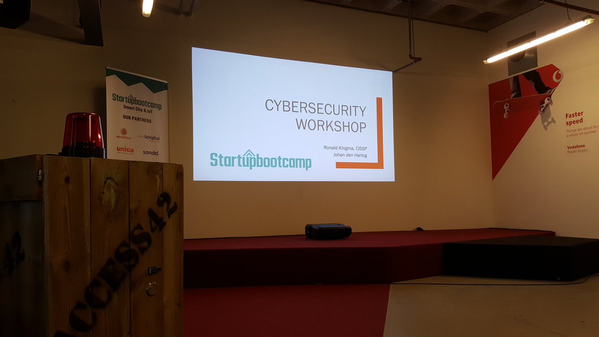ronaldkingma's tweet image. Helping out start-ups with cyber knowledge. #securityinagile @Sbootcamp with @johan_denhartog