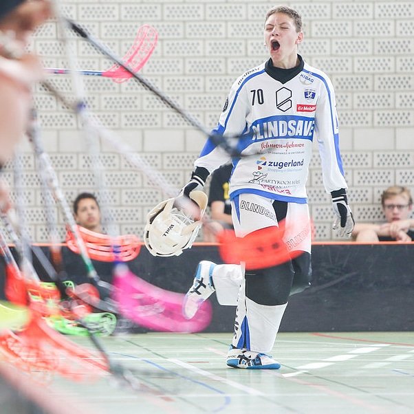 🗣️ Screaming is bad for your voice but sometimes its good for the heart ♥️ #blindsavegoalie #floorball #innebandy #salibandy #unihockey #Goalie