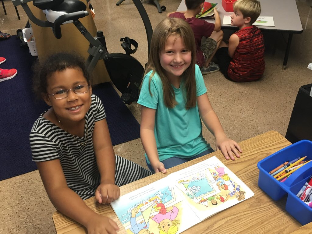 mrscolgansclass's tweet photo. Sharing books with friends! #booksarethebest #love2read #sceslearners #sces2learn #second36 https://t.co/hVlnd3En8r