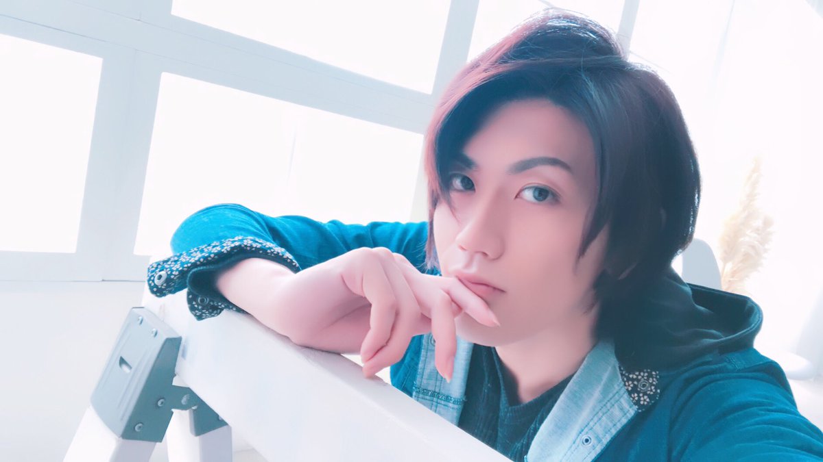 96taka3's tweet photo. こんちゃーっす☀️‼︎
今日はCSMENさんの撮影に来てます。
髪色良い感じでしょ?(^ν^)
#CSMEN
#流儀圧搾
#METHOD https://t.co/SAtpivBRyY