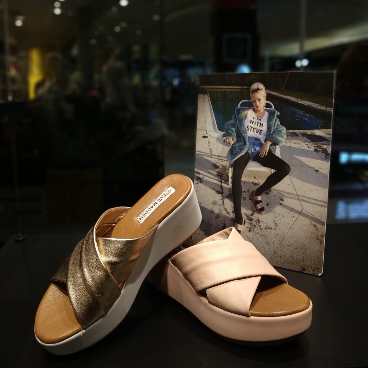 steve madden sandals in store